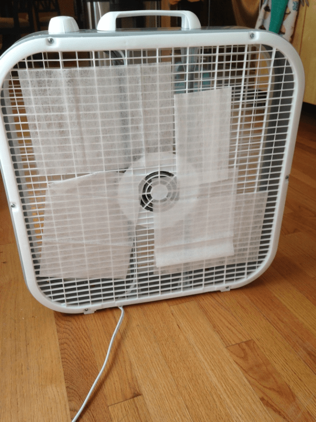 LPT: Put dryer sheets on the back of a box fan to make a room smell better : r/LifeProTips